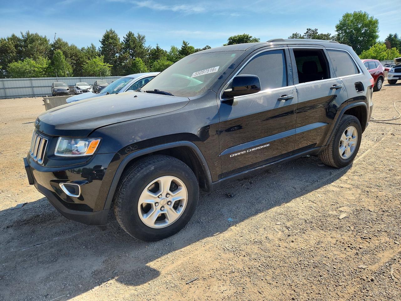 Salvage Jeep Cherokee Image