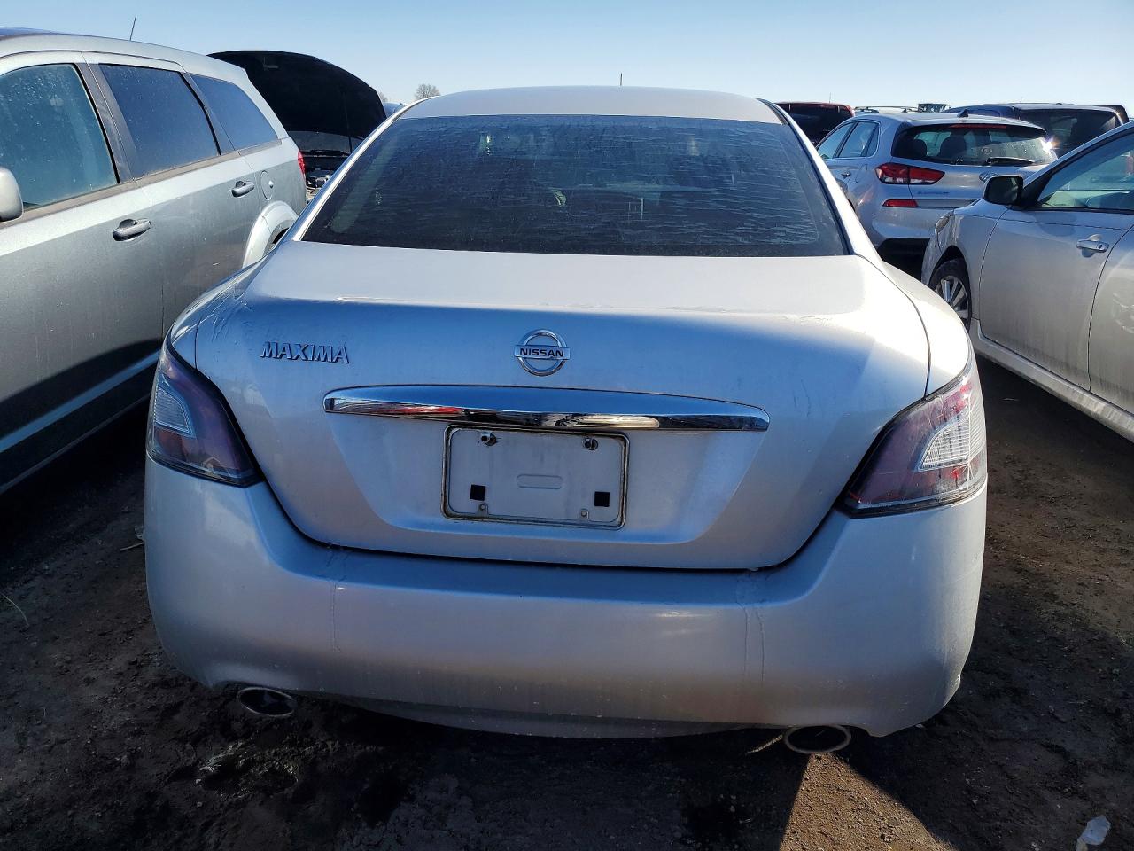 Nissan Maxima