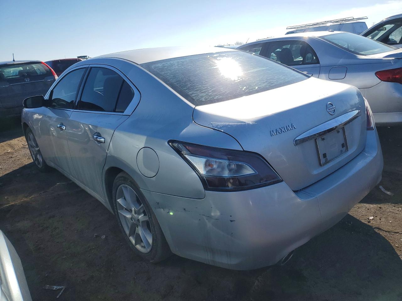 Nissan Maxima