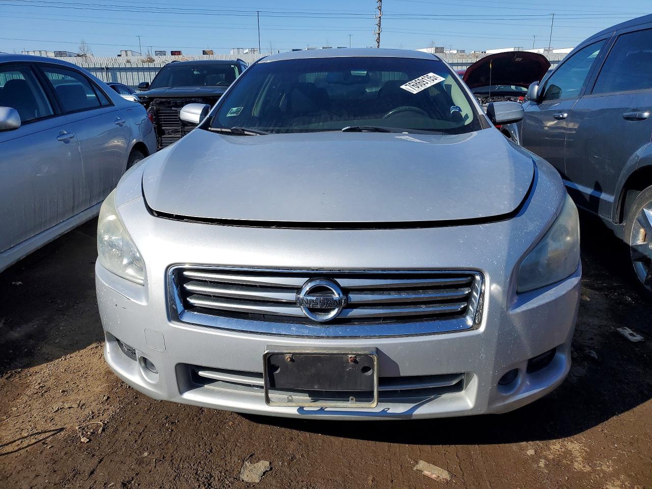 Nissan Maxima