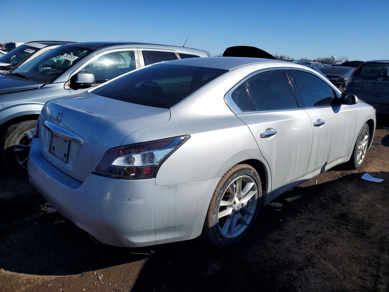 Nissan Maxima