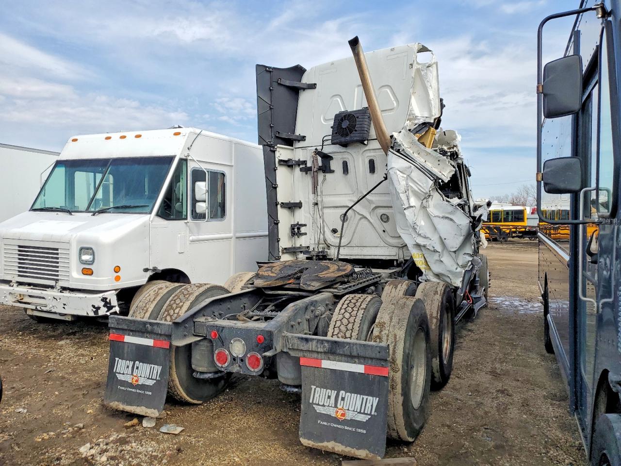 Freightliner Cascadia 126