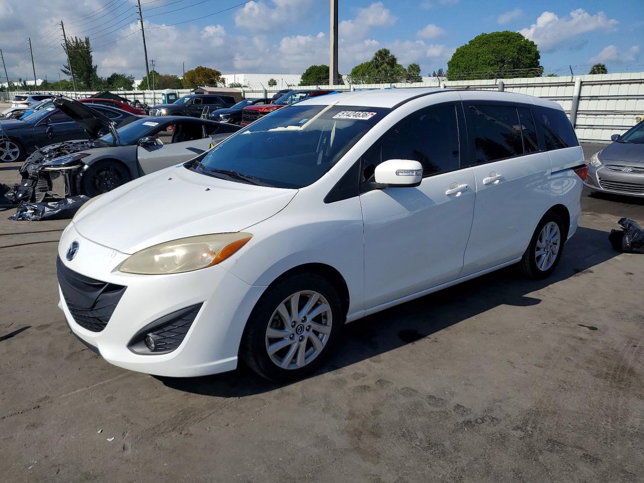 Salvage Mazda 5 Image