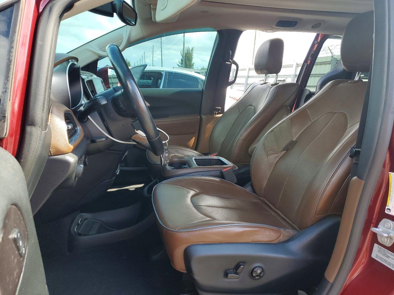 Chrysler Pacifica Limited