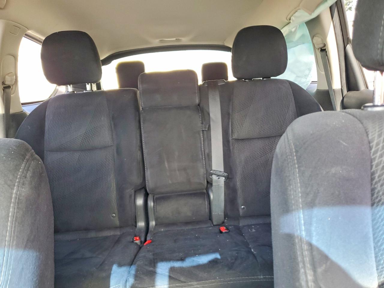 Nissan Pathfinder S