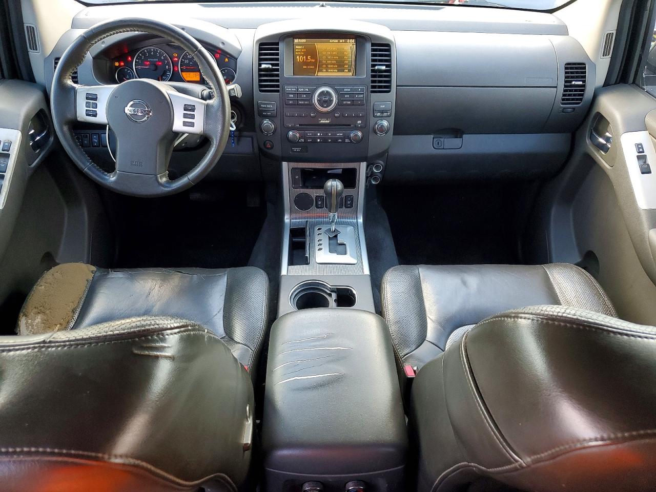 Nissan Pathfinder S
