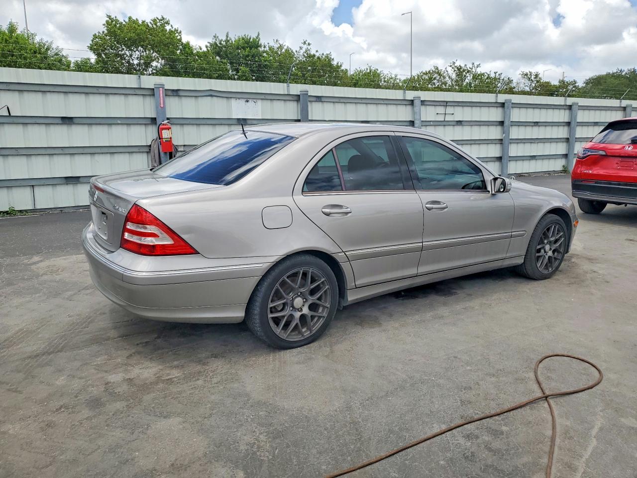 Mercedes-Benz C-Class 240 4matic