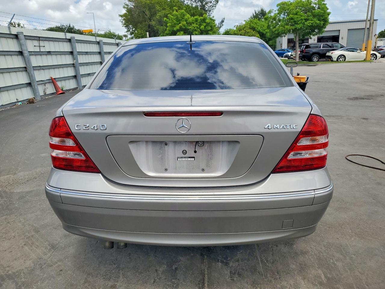 Mercedes-Benz C-Class 240 4matic