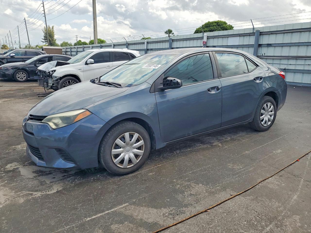Salvage Toyota Corolla Image