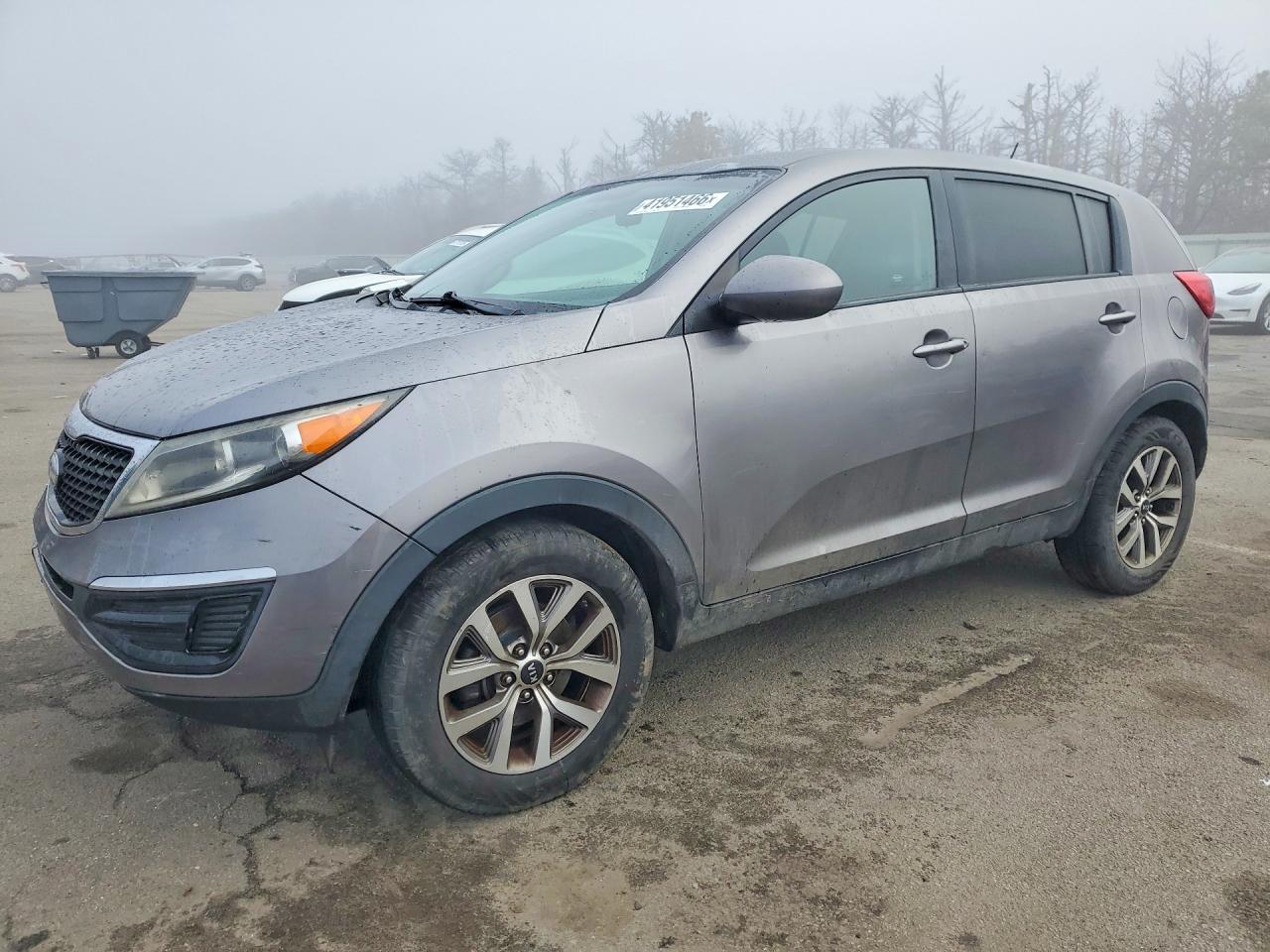 Salvage Kia Sportage Image