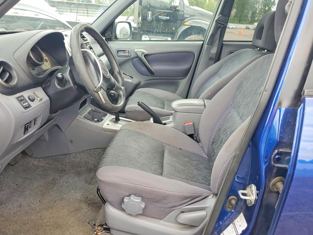 Toyota RAV4 Base