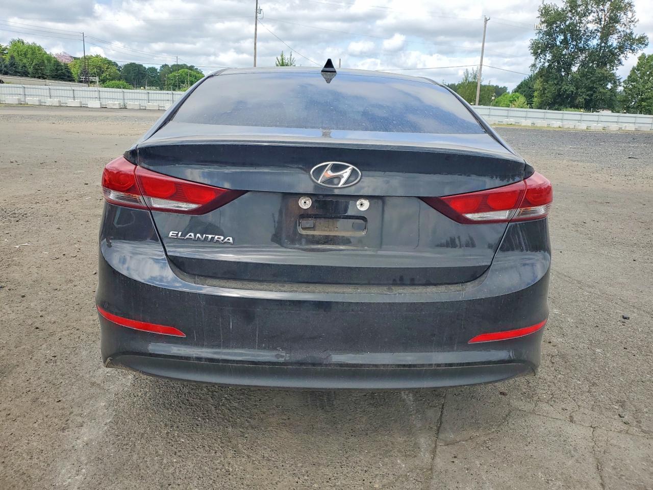 Hyundai ELANTRA Sel