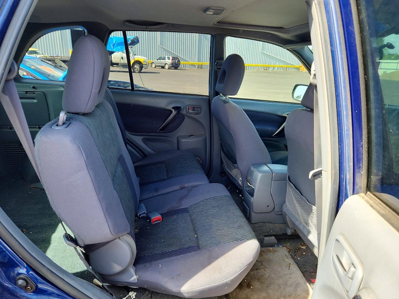 Toyota RAV4 Base