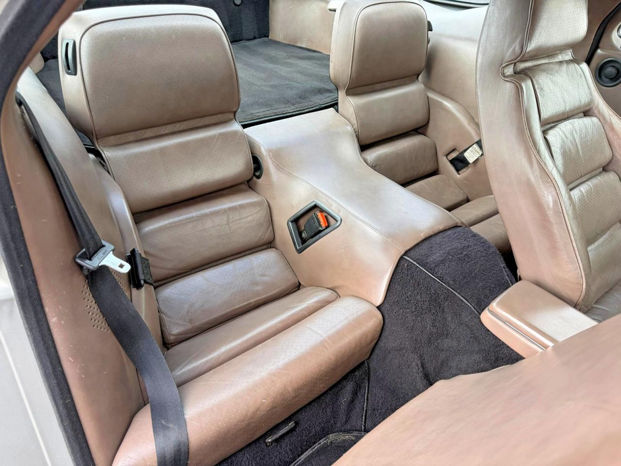 Porsche 928