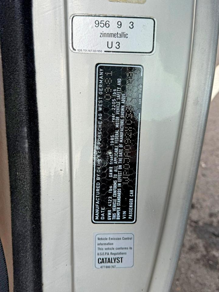 Porsche 928