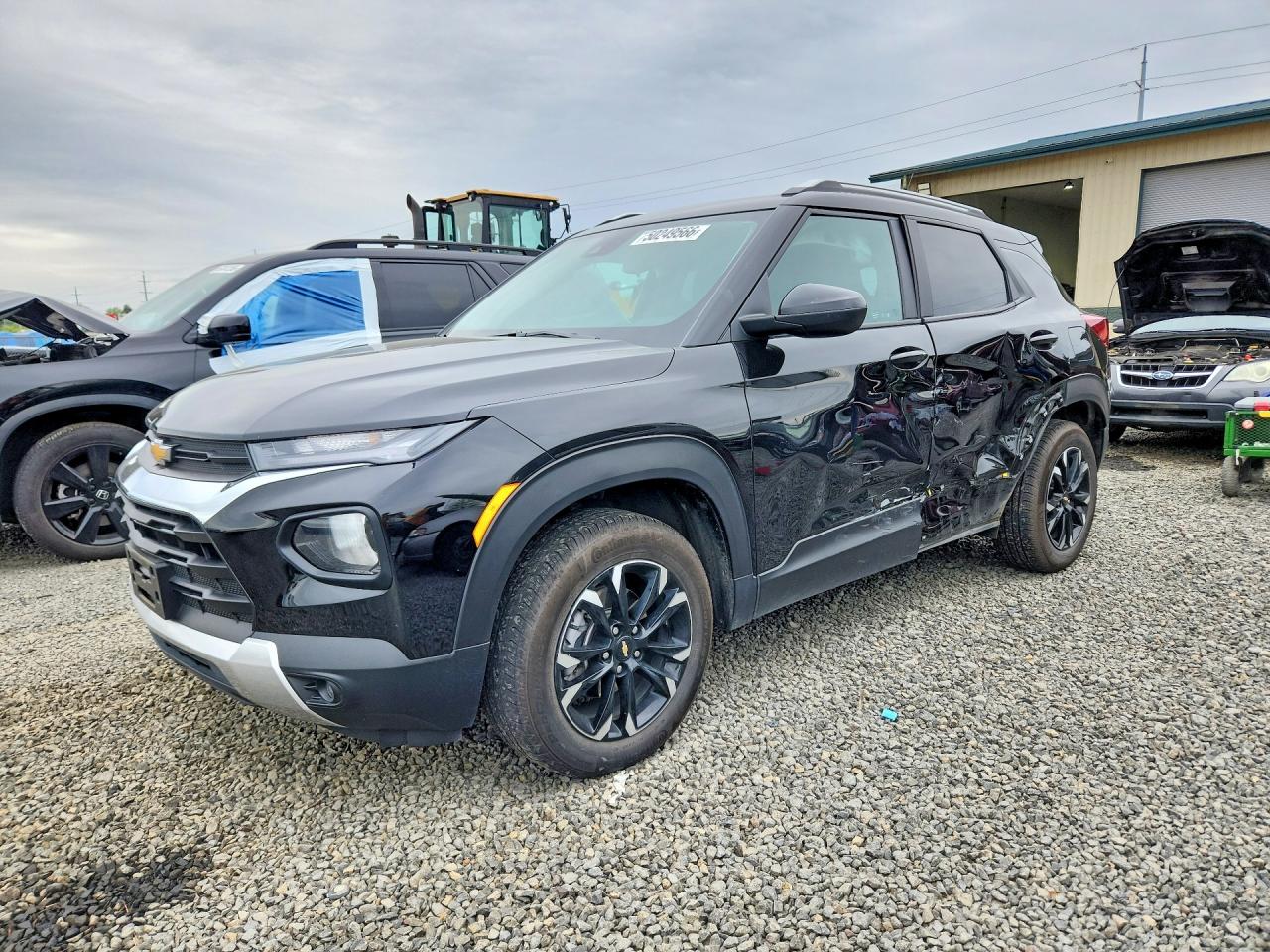 Salvage Chevrolet Trailblaze Image
