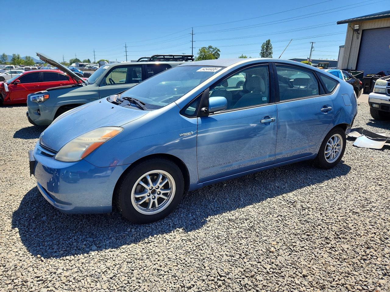 Salvage Toyota Prius Image
