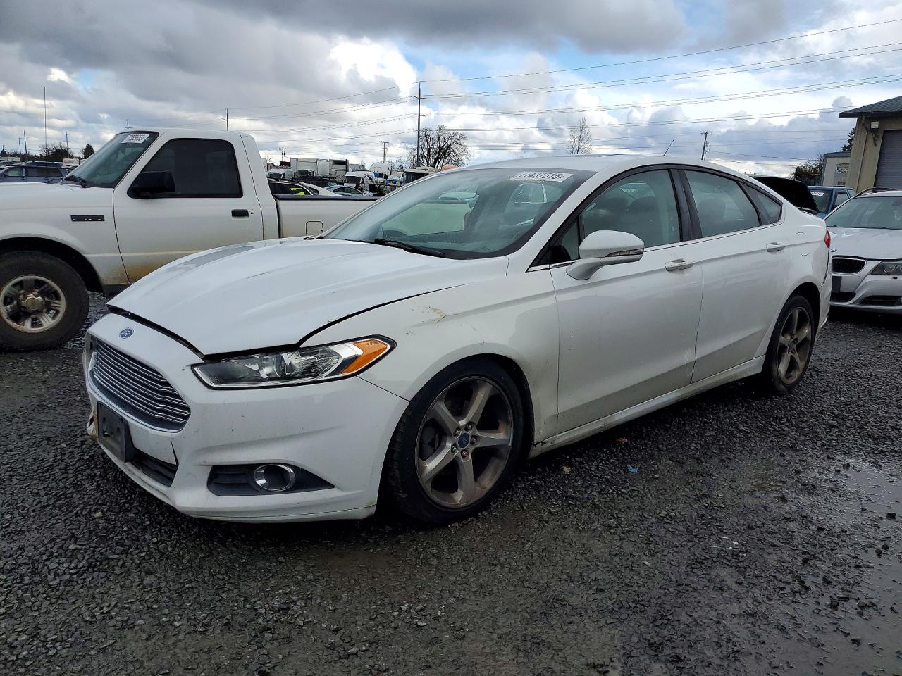 Salvage Ford Fusion Image