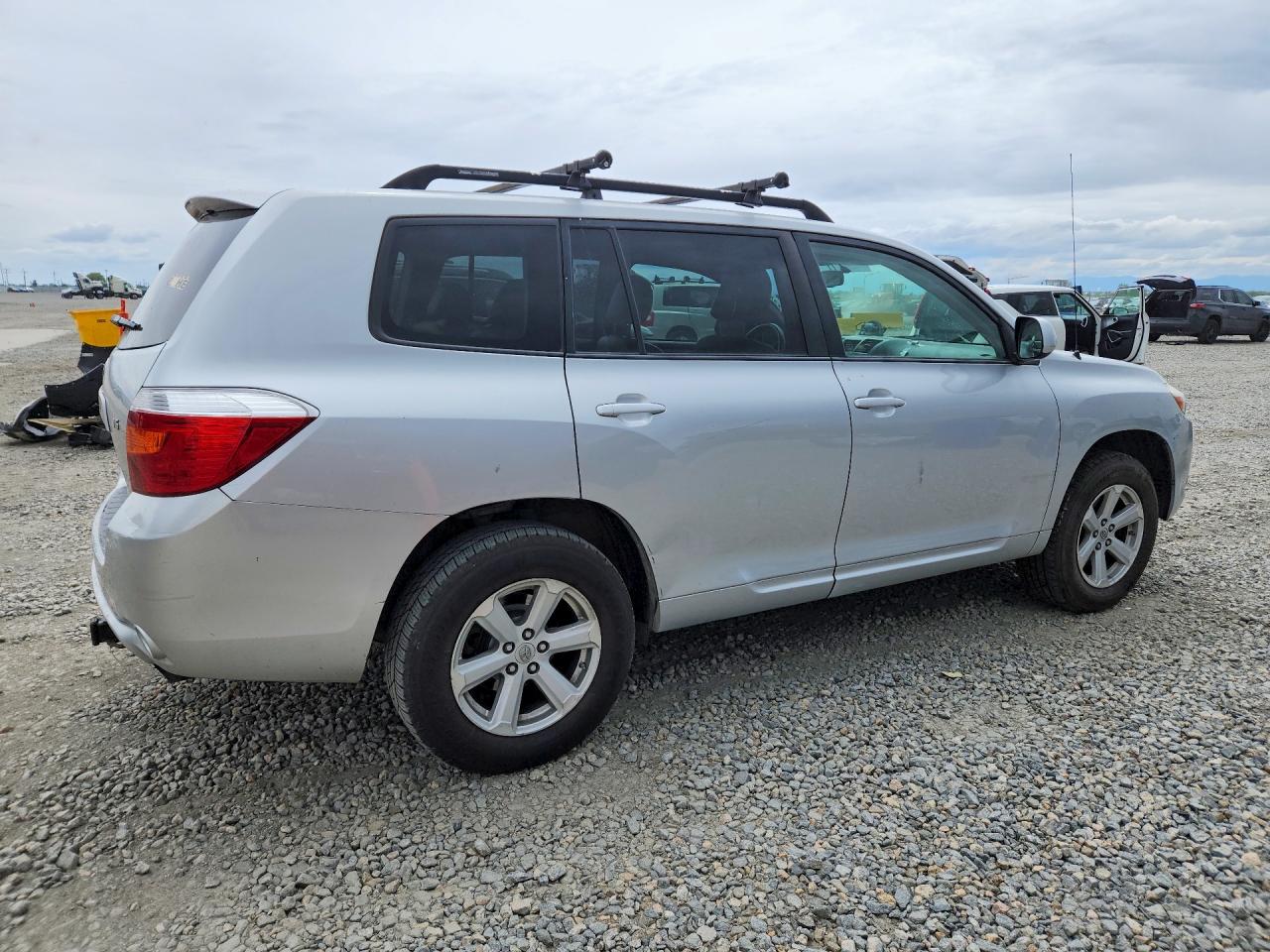 Toyota Highlander Base
