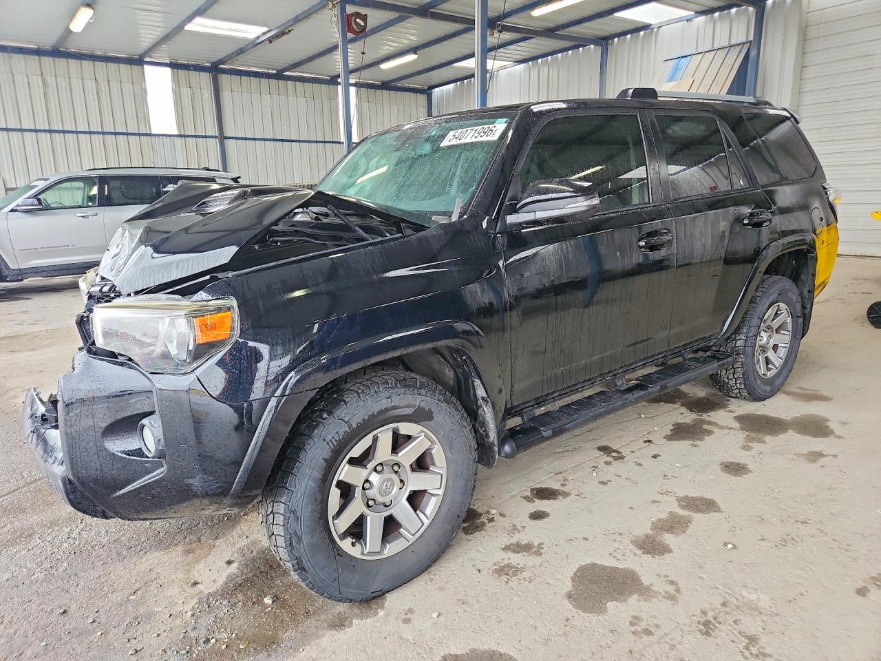 Salvage Toyota 4Runner Image