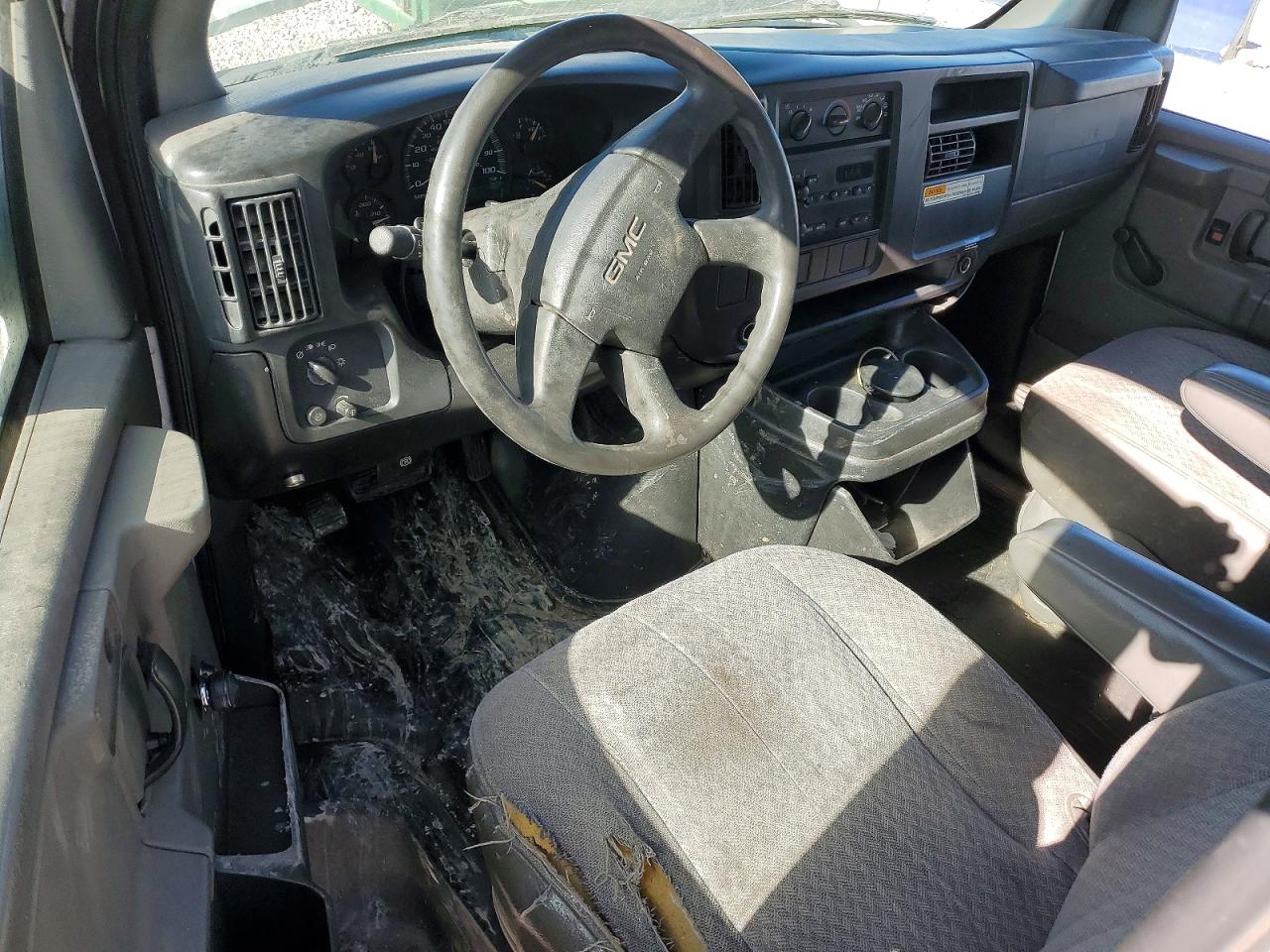 GMC Savana