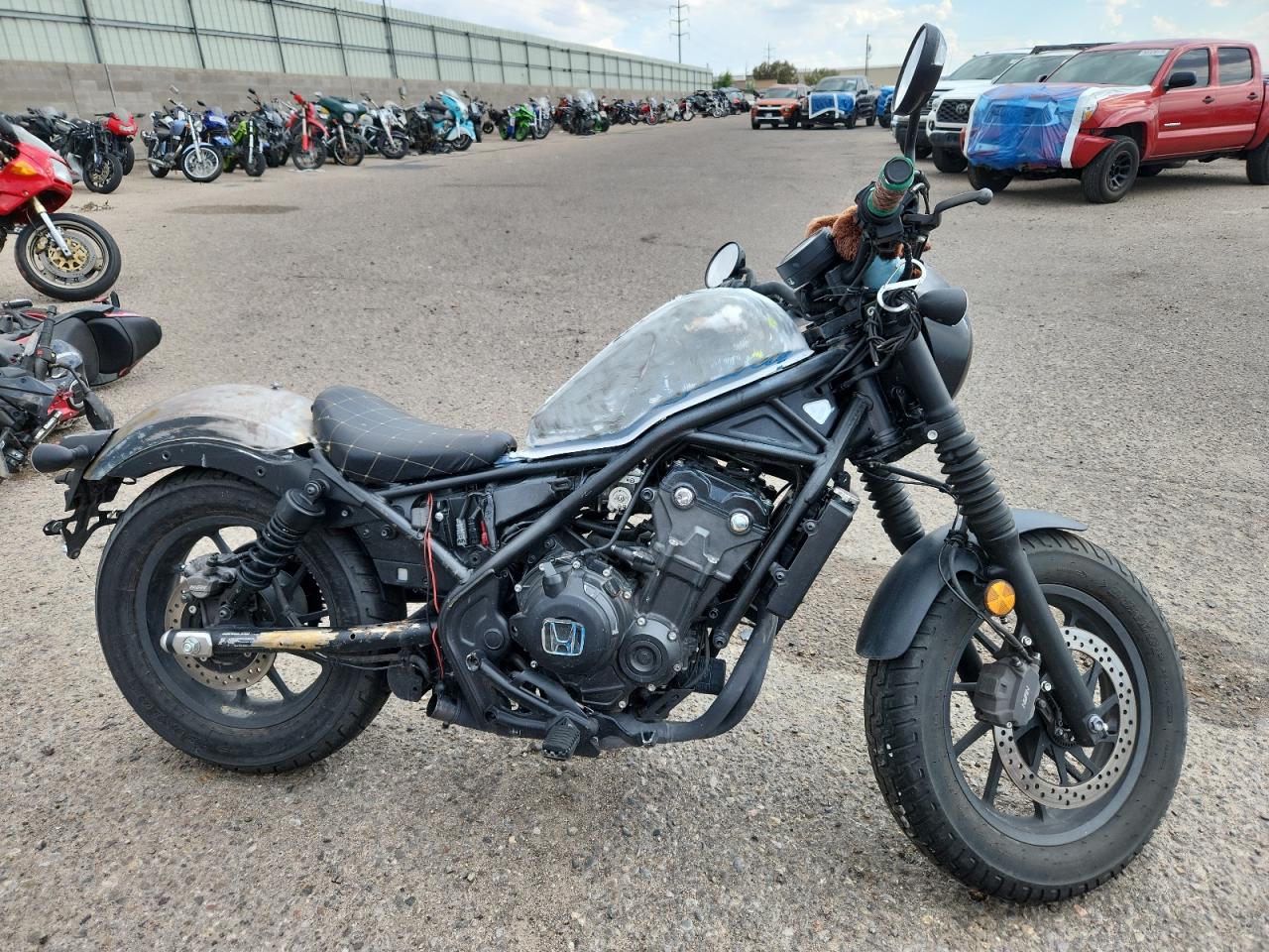 Salvage Honda Cm Cycle Image