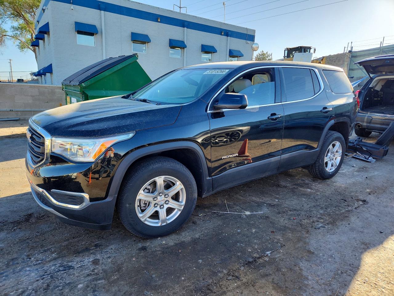 Salvage GMC Acadia Image