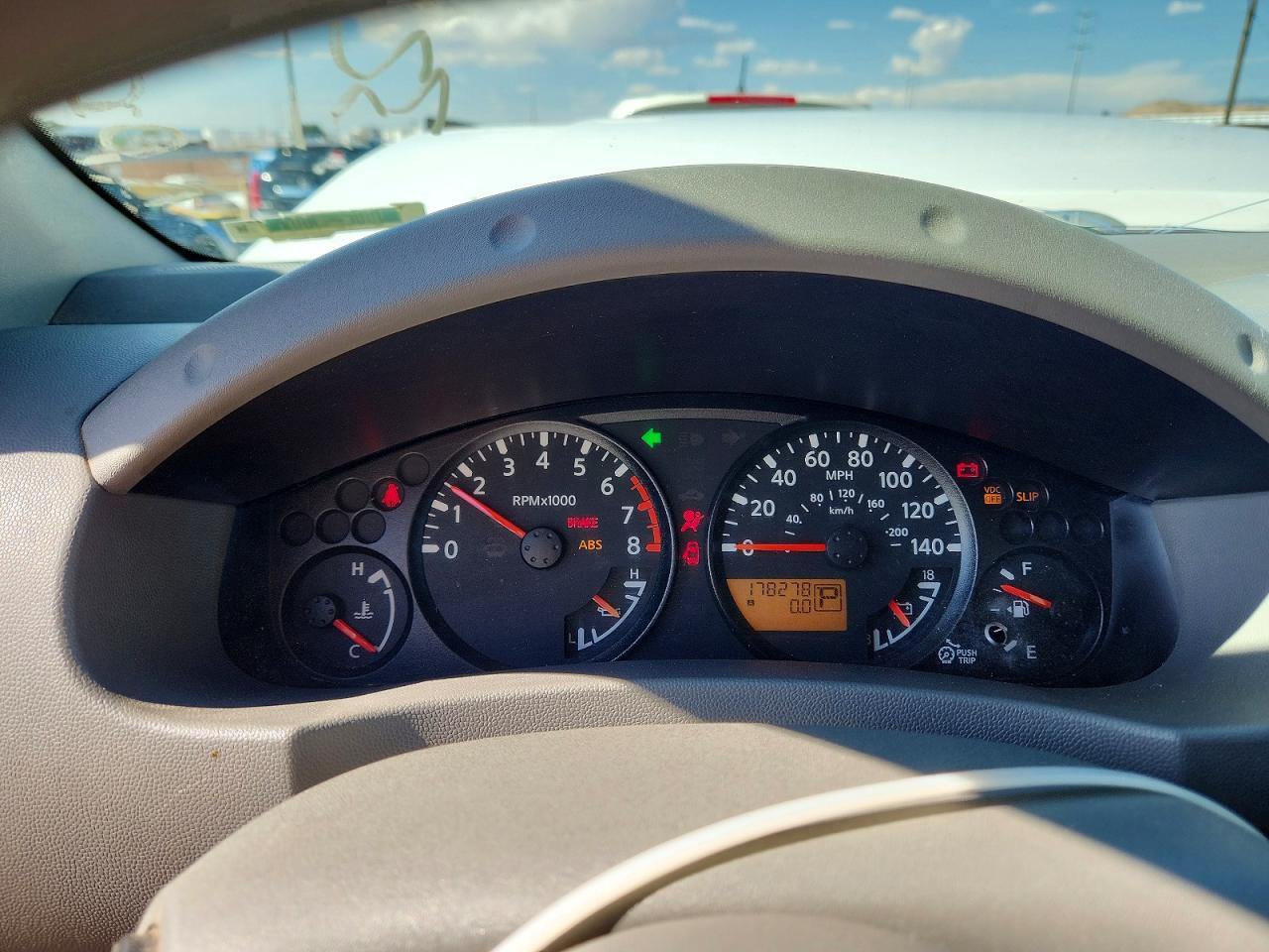 Nissan Frontier S