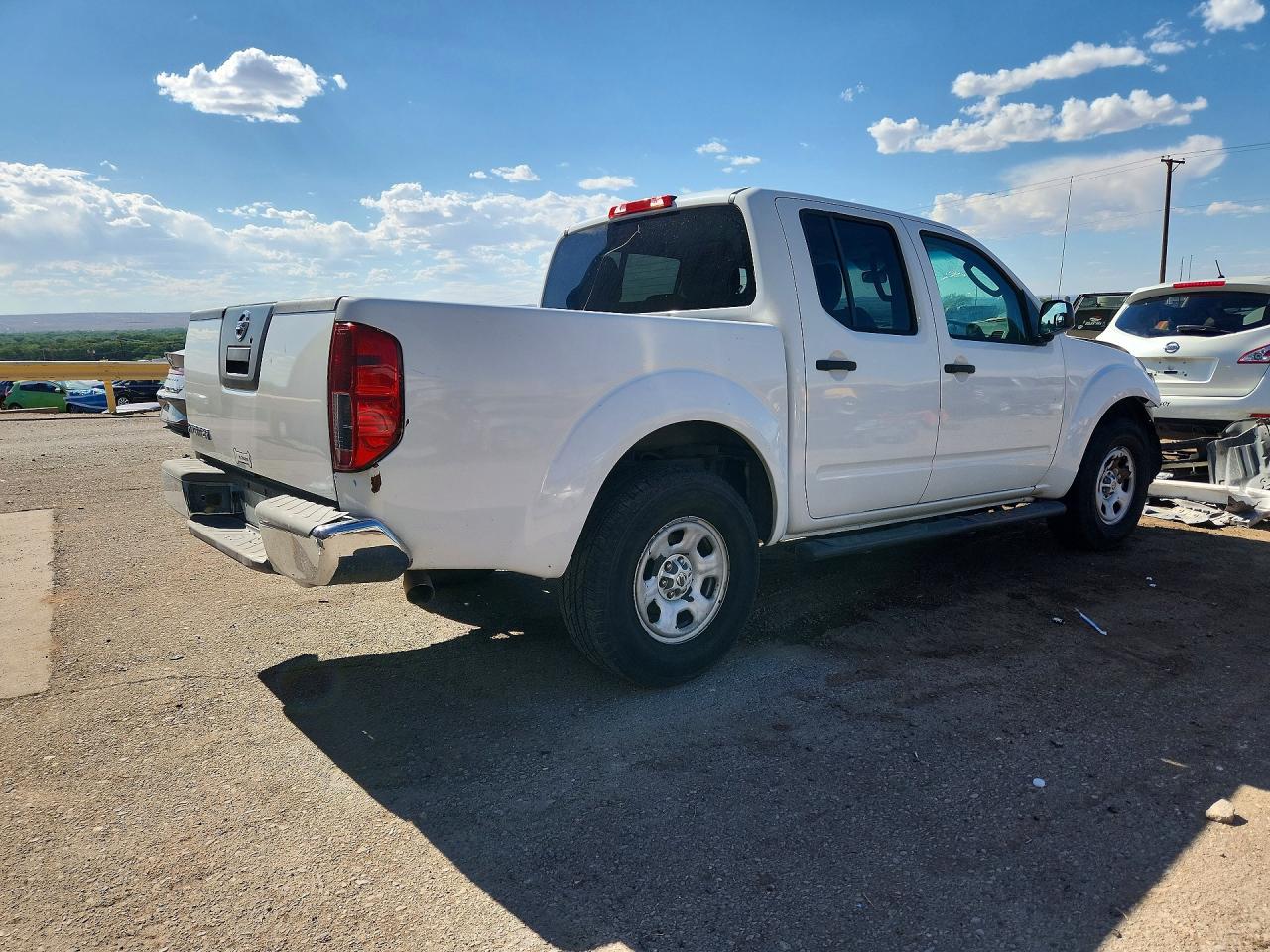 Nissan Frontier S