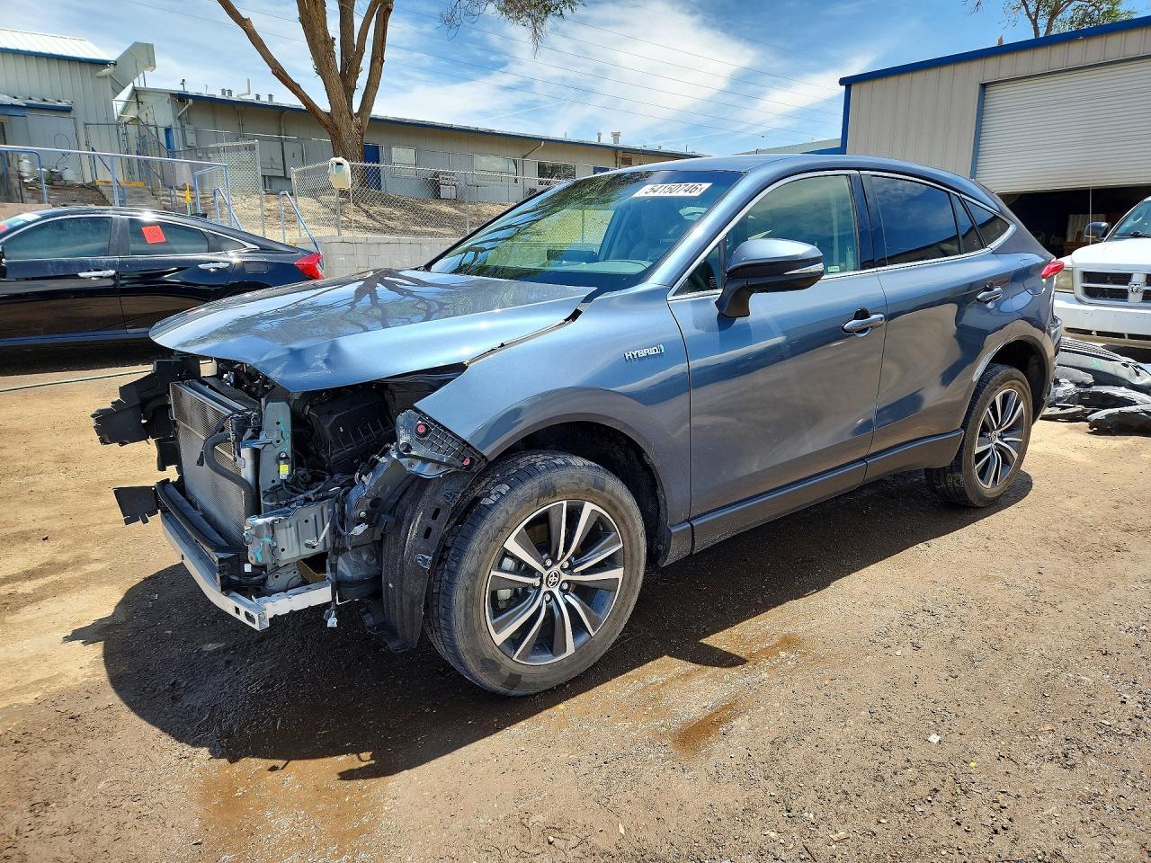 Salvage Toyota Venza Image