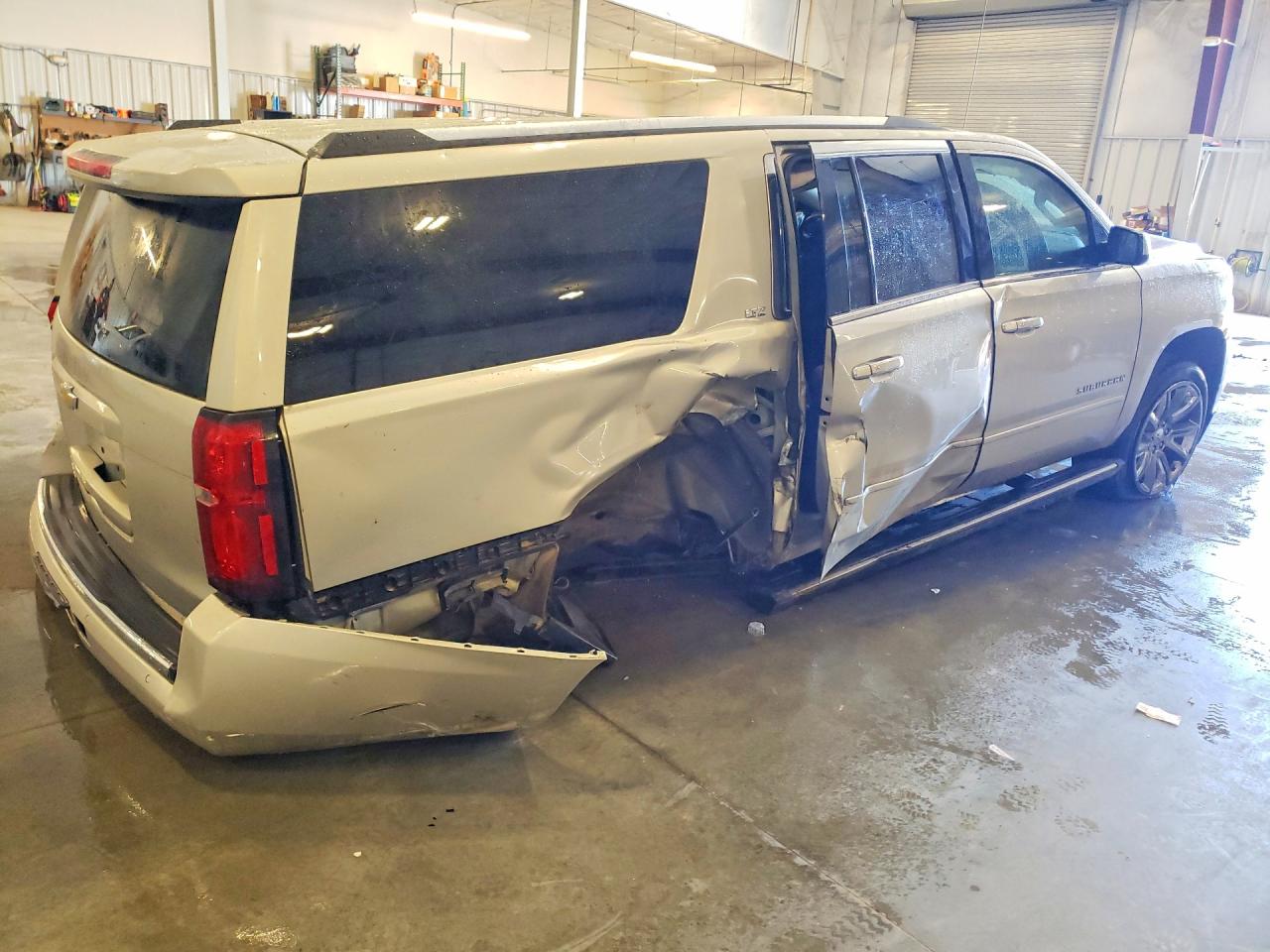 Chevrolet Suburban K1500 Ltz