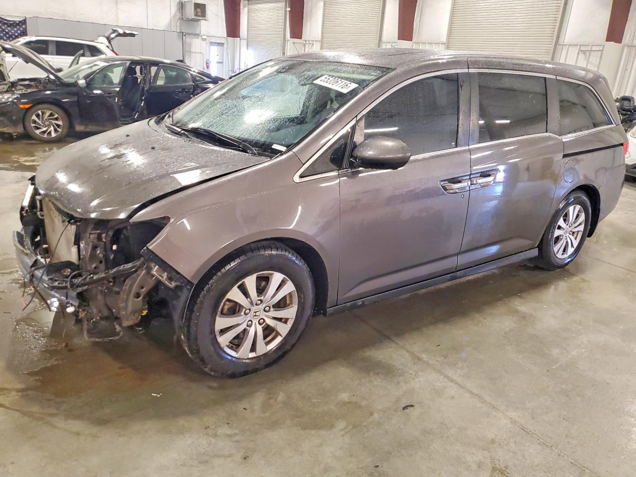 Salvage Honda Odyssey Image