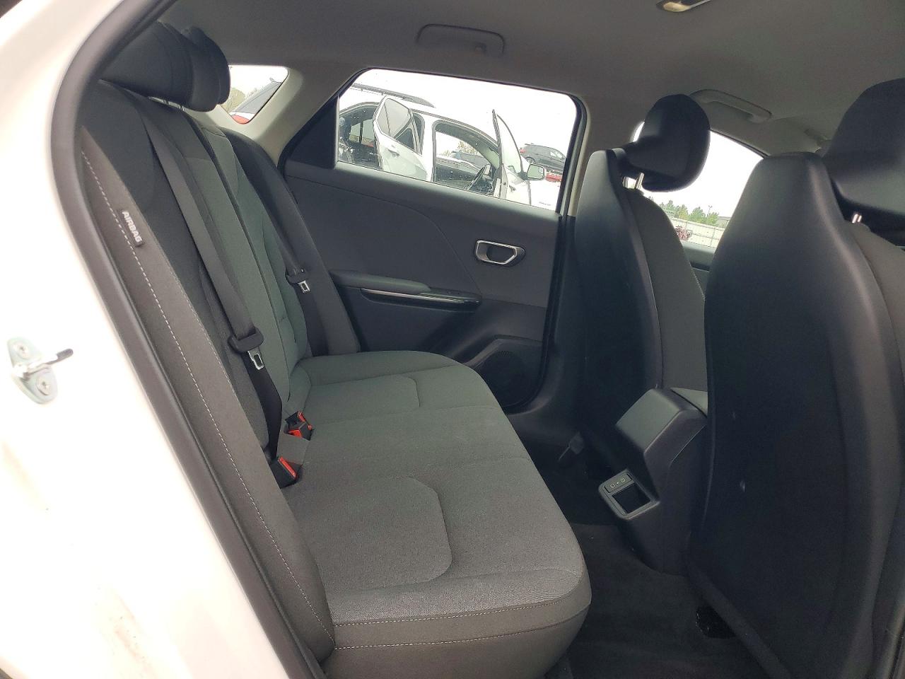 Kia K4 Lxs