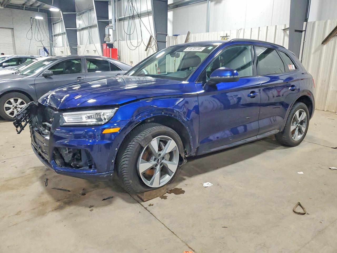 Salvage Audi Q5 Image