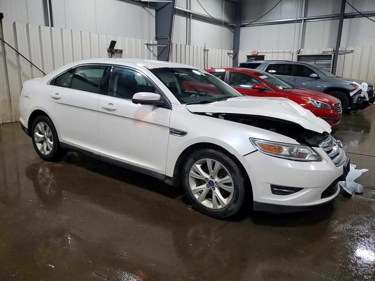 Ford Taurus Sel