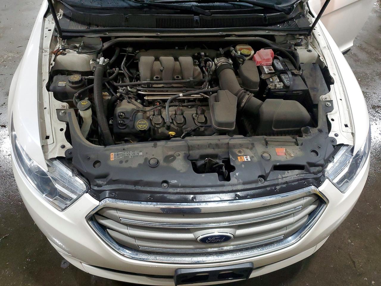 Ford Taurus Sel