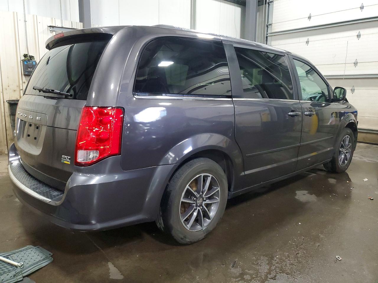 Dodge Caravan Sxt