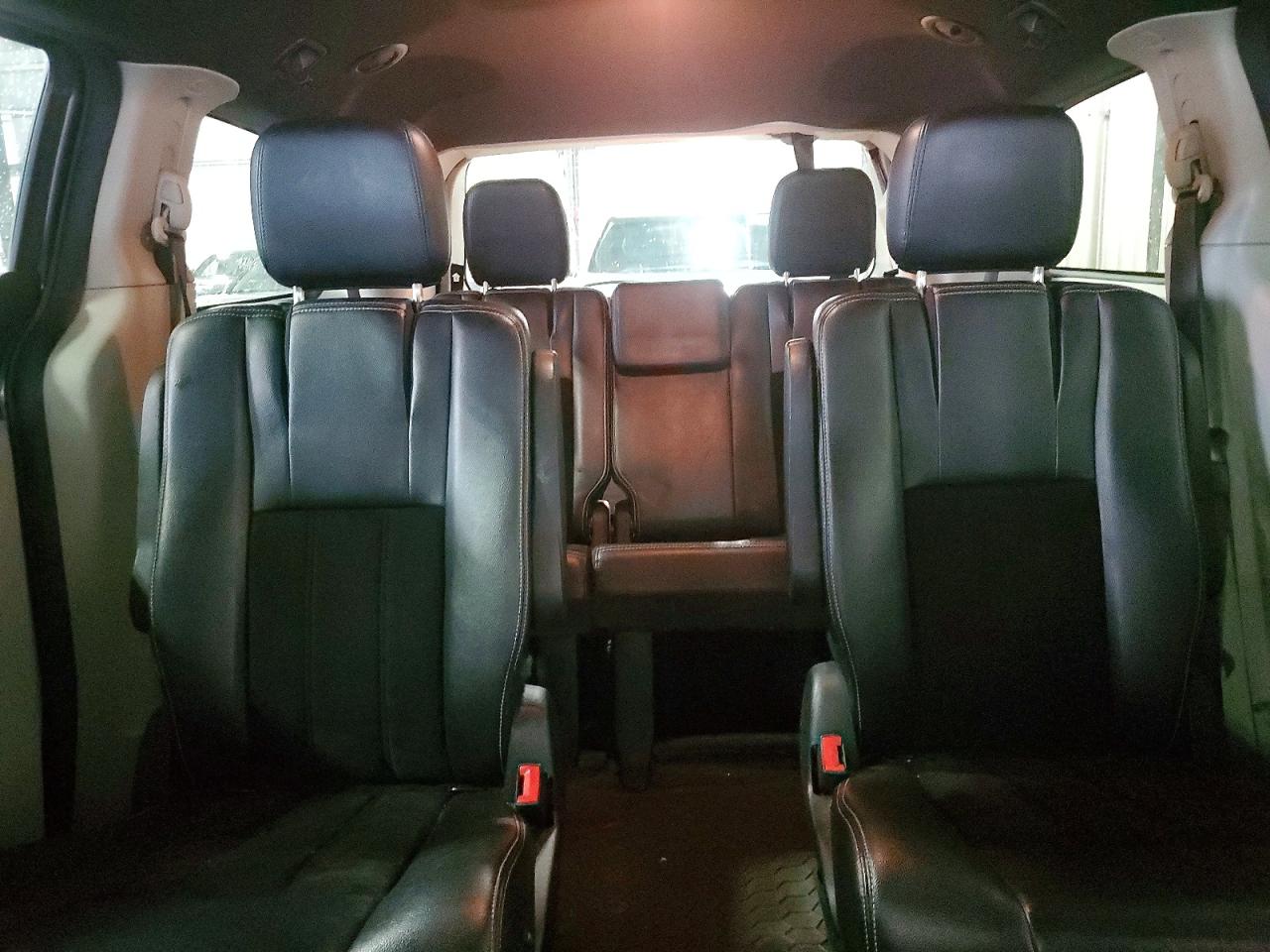 Dodge Caravan Sxt
