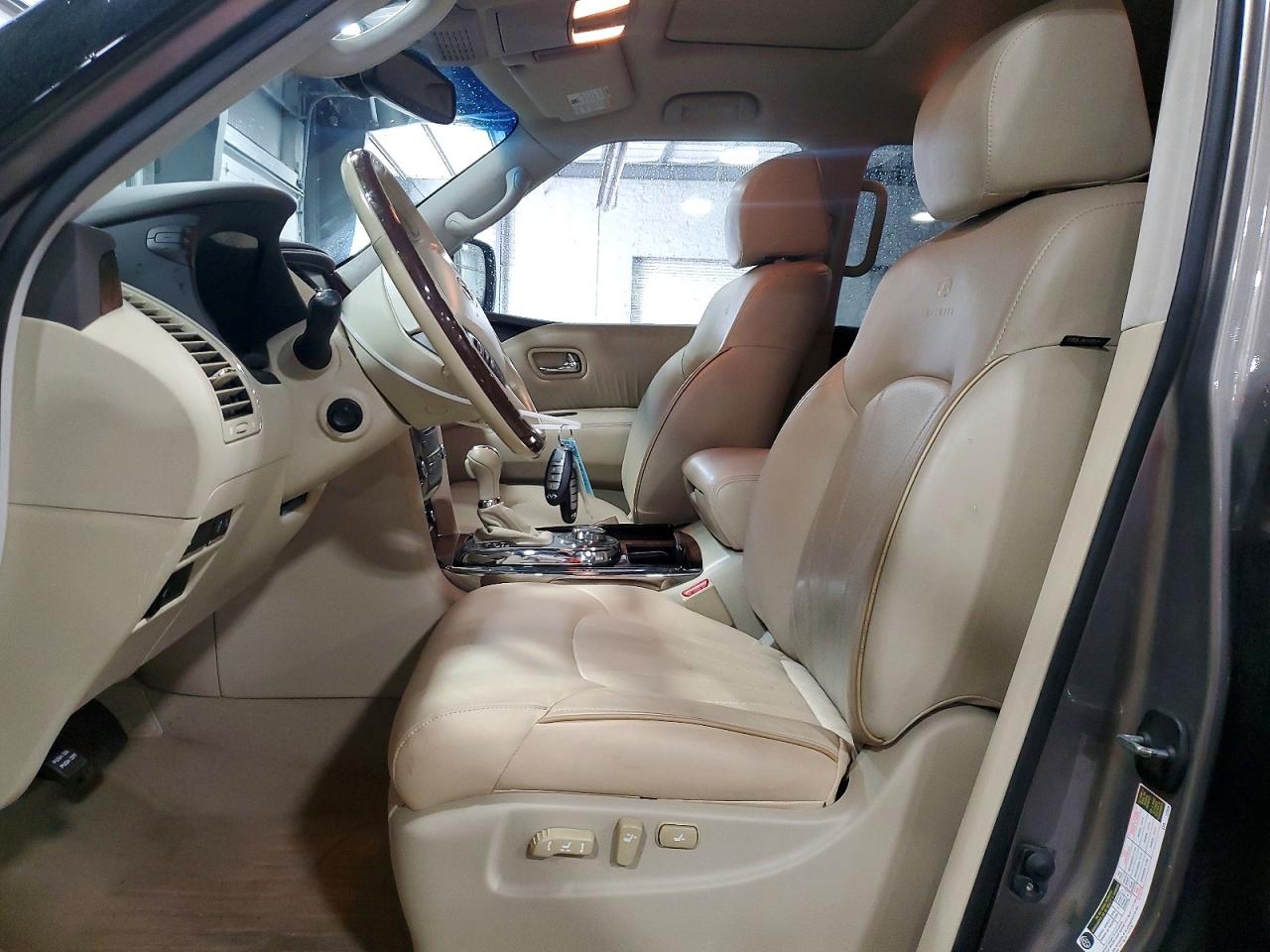 INFINITI Qx Base