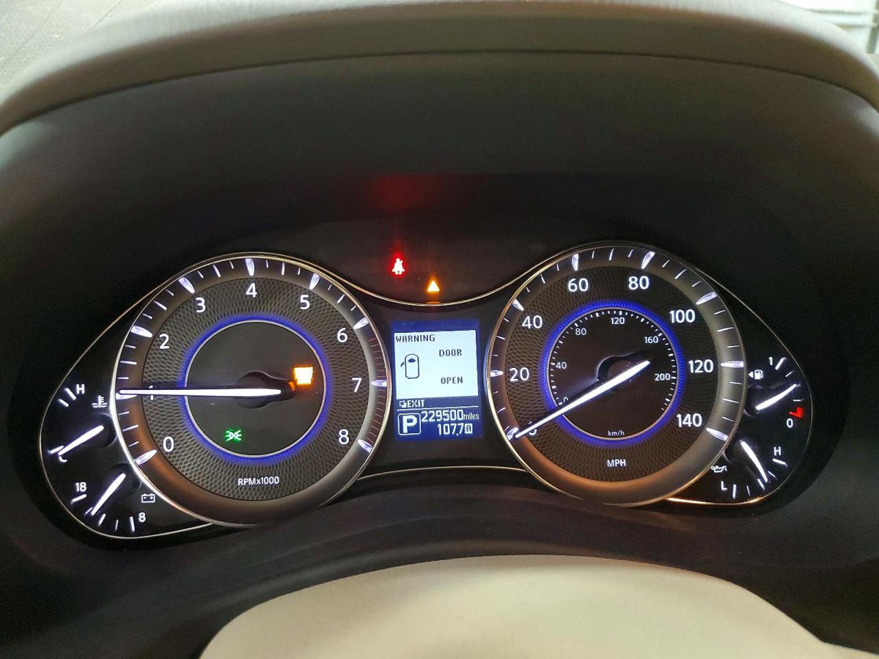 INFINITI Qx Base