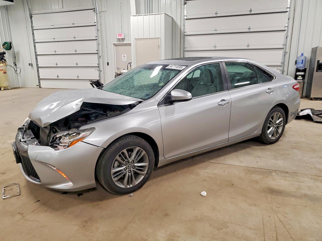 Salvage Toyota Camry Image