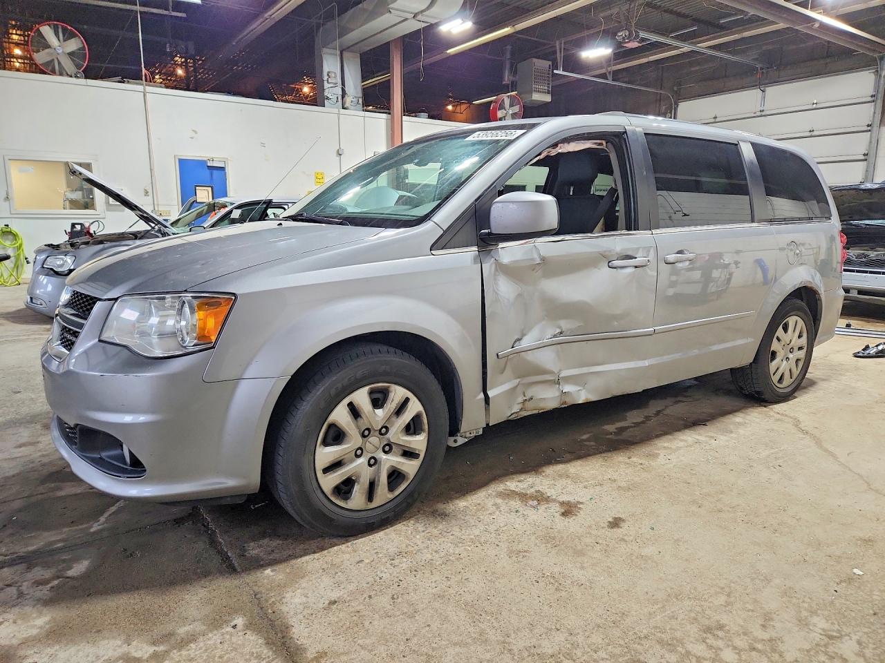 Salvage Dodge Caravan Image