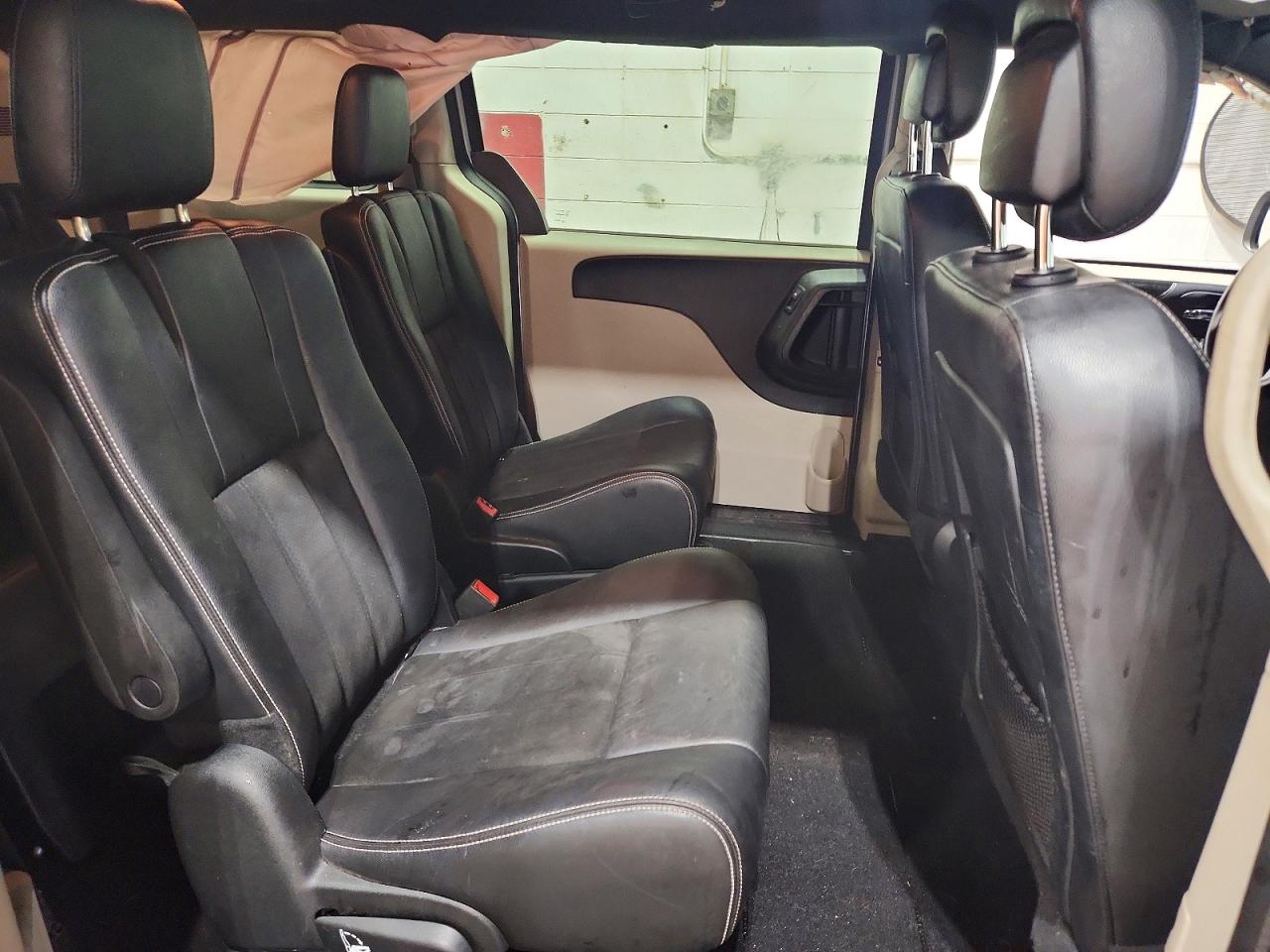 Dodge Caravan Sxt