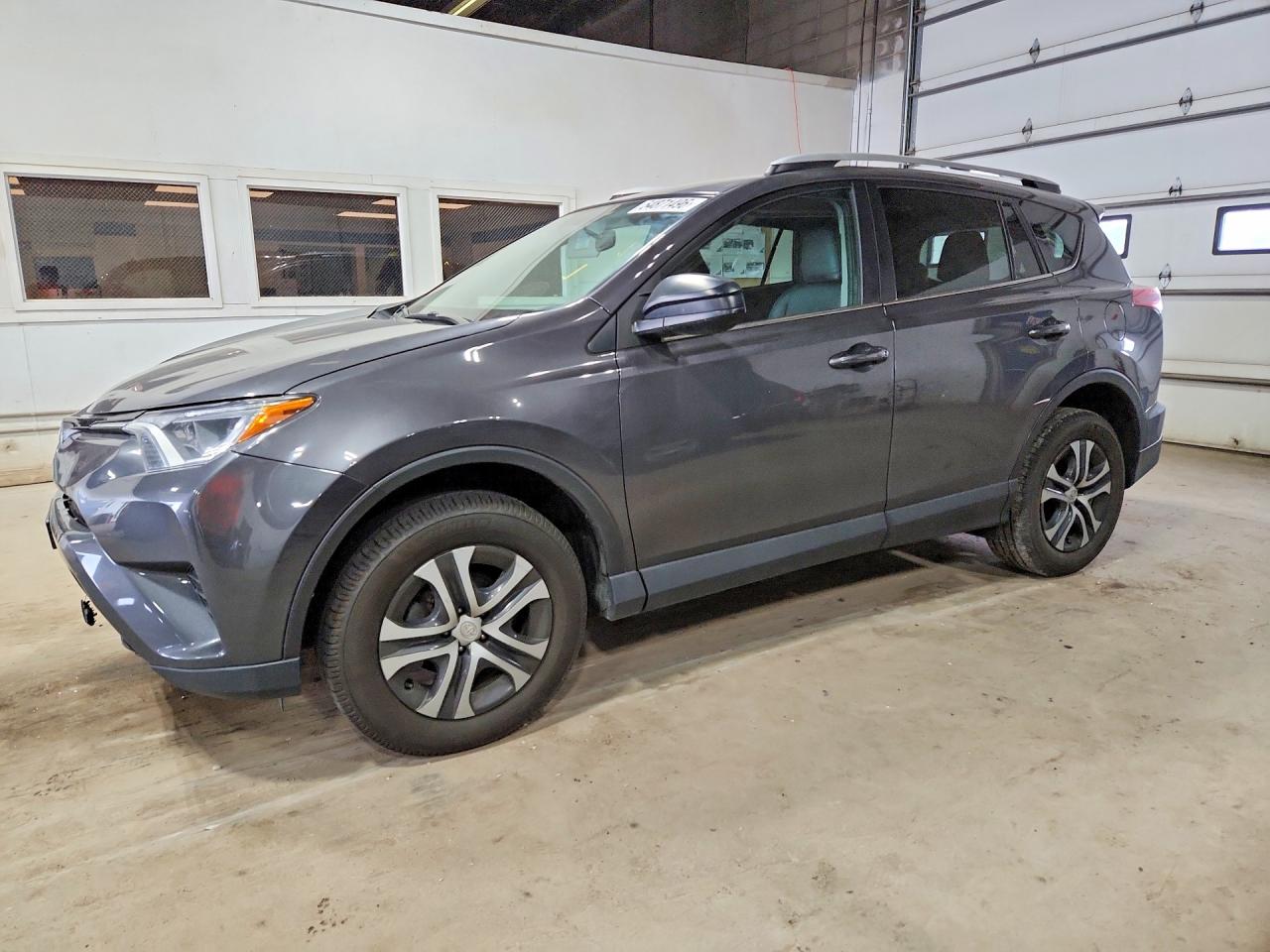 Salvage Toyota RAV4 Image