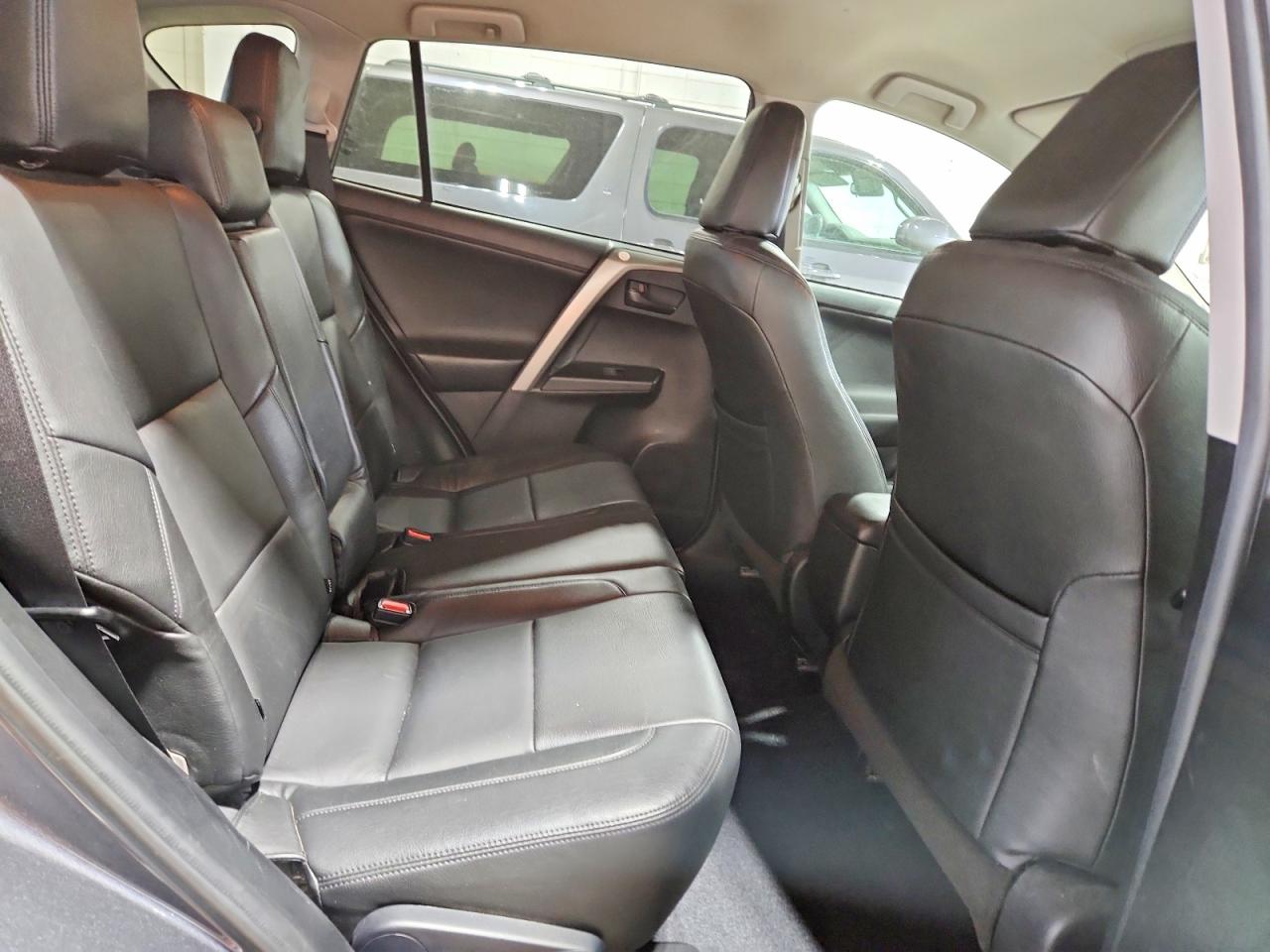 Toyota RAV4 Le