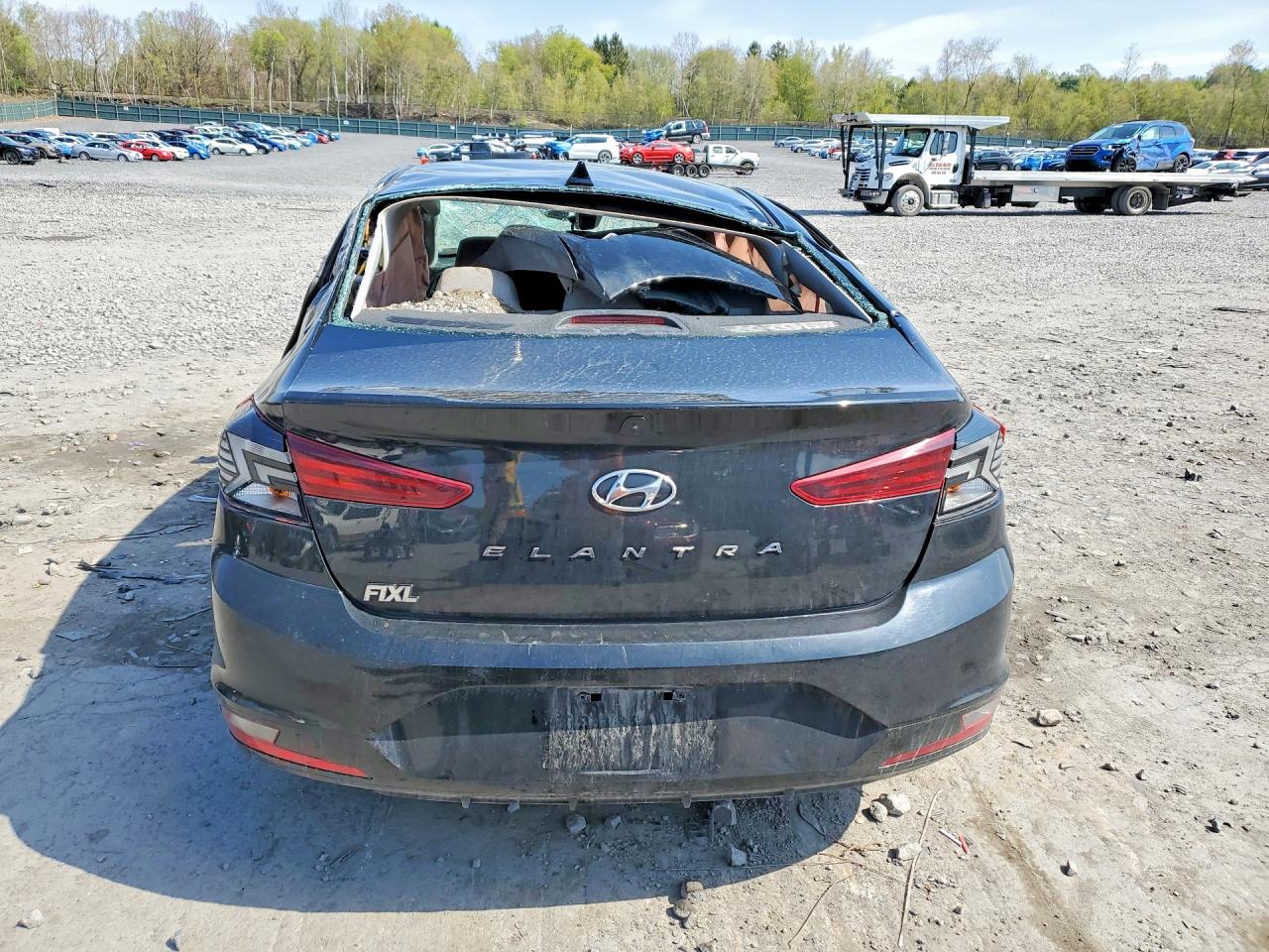 Hyundai ELANTRA Sel
