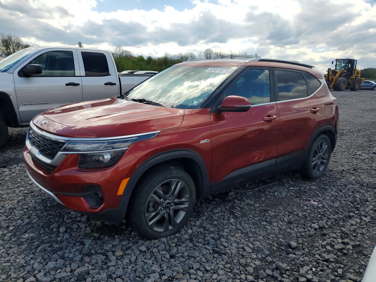 Salvage Kia Seltos Image