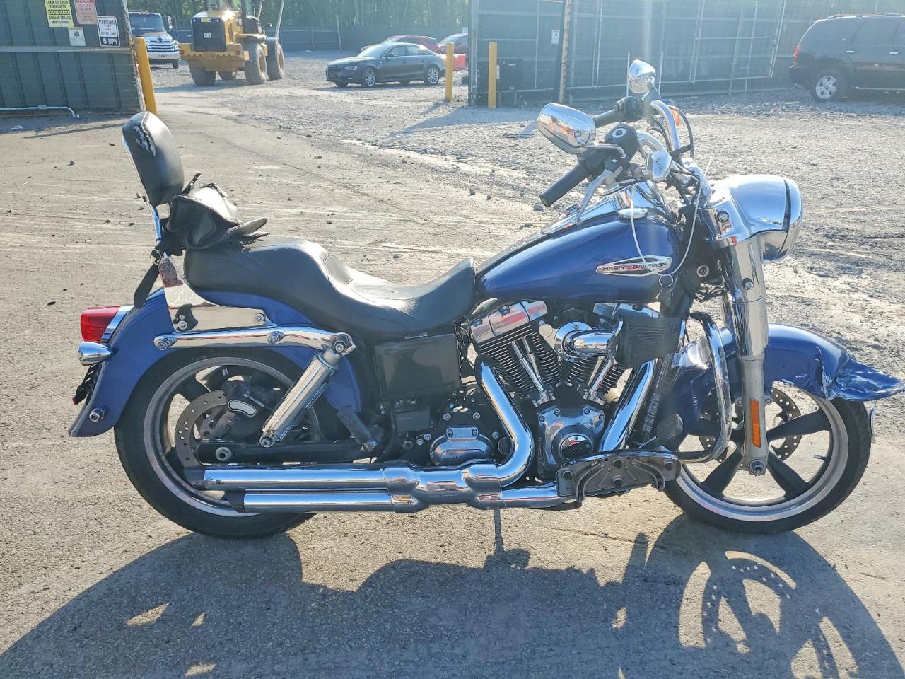 Salvage Harley-Davidson Fl Image