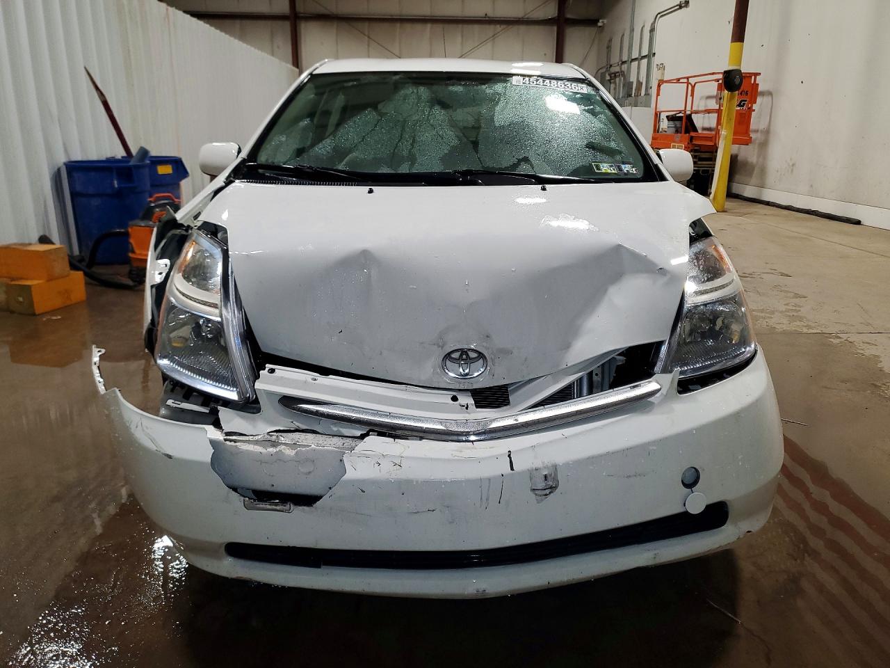 Toyota Prius Base