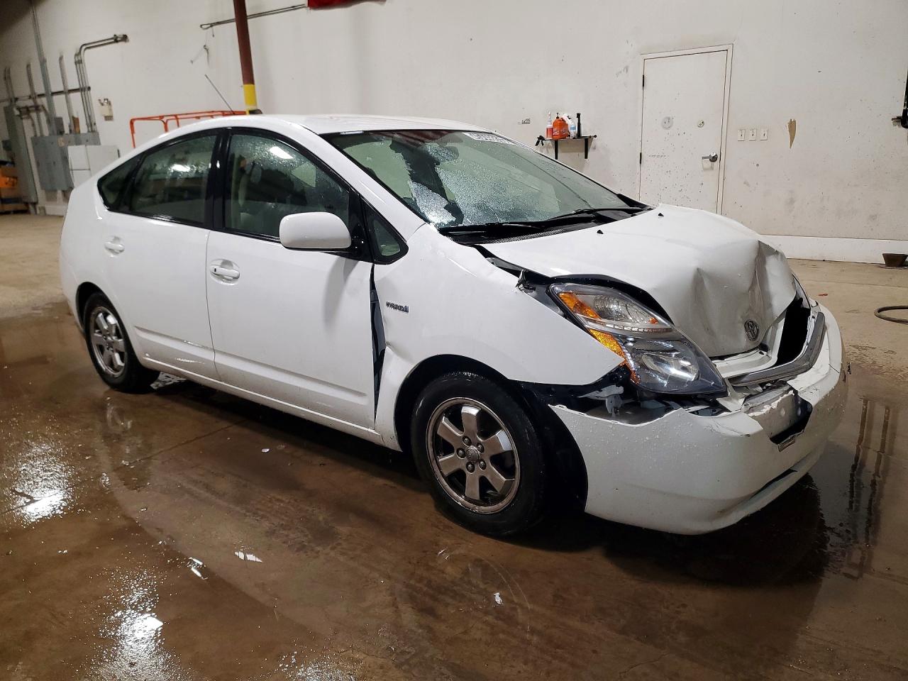 Toyota Prius Base